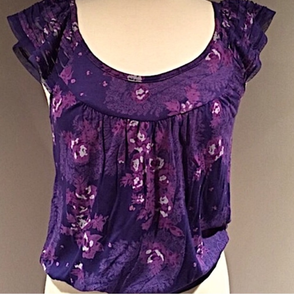Hollister VINTAGE Feminine Purple Floral Peasant Top